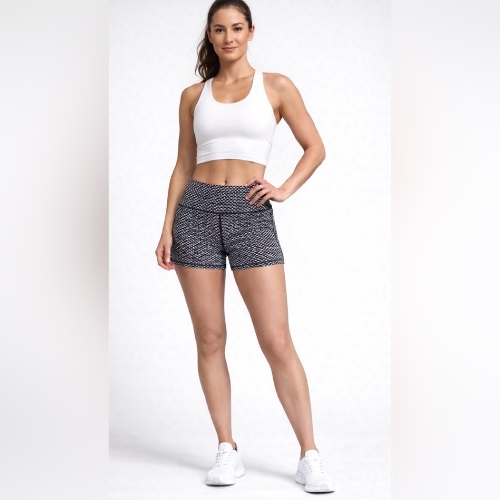 Lululemon Black and White Women's Shorts